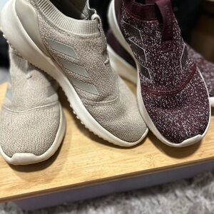 2 pair Adidas women’s cloud foam Sneakers size 6